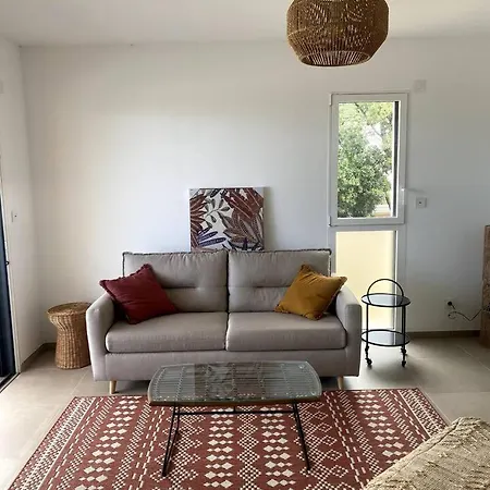 T2 Dans Avec Piscine *