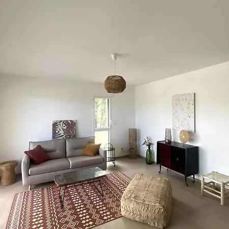 Apartamento T2 Dans Avec Piscine Calvi (Corsica)