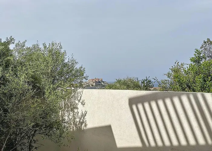 T2 Dans Avec Piscine Lägenhet